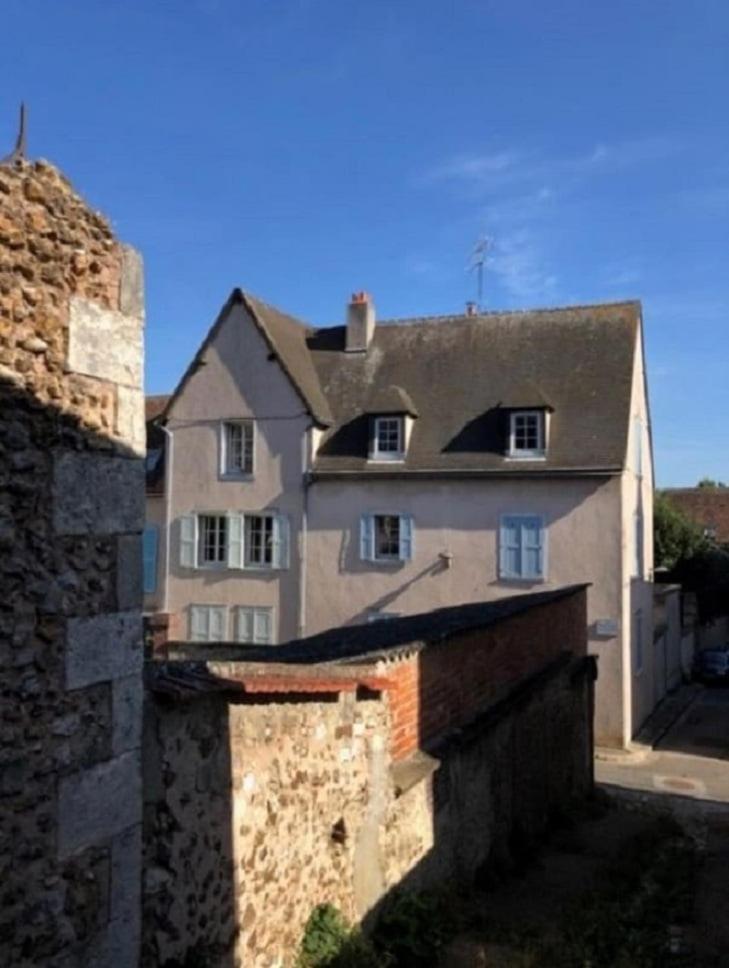 Apartament L'Aviateur - Self Check In Chartres Zewnętrze zdjęcie