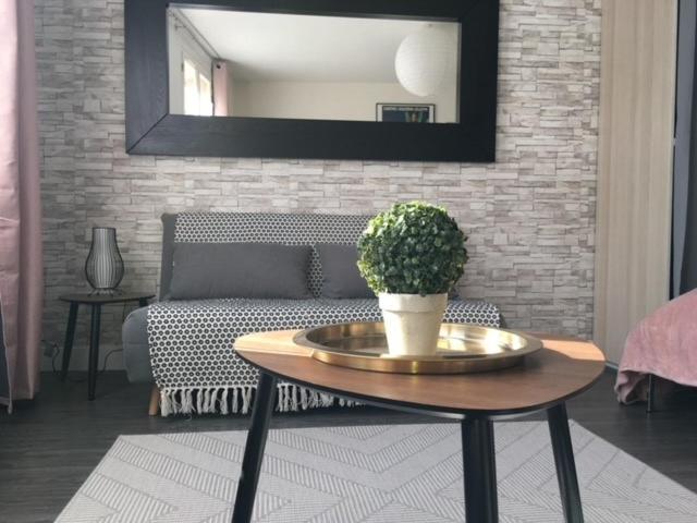 Apartament L'Aviateur - Self Check In Chartres Zewnętrze zdjęcie