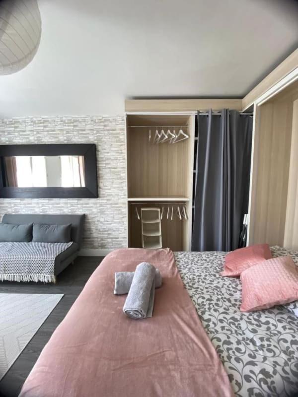 Apartament L'Aviateur - Self Check In Chartres Zewnętrze zdjęcie